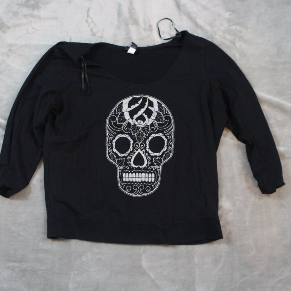Torrid Sweatshirt Off Shoulder - Black with Silver Glitter Skull